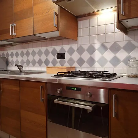 Apartamento Hostmate - - Via Trento